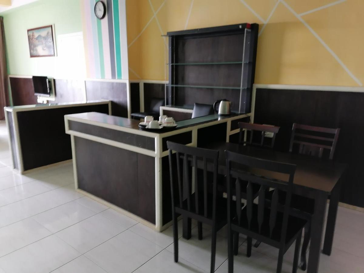 Aparthotel Globallon Services Apartment, Town 3*